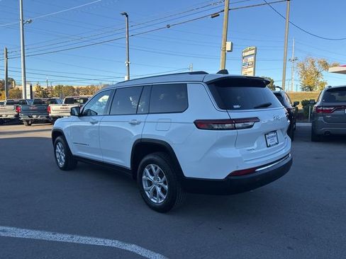 Used 2023 Jeep Grand Cherokee L Limited image 6