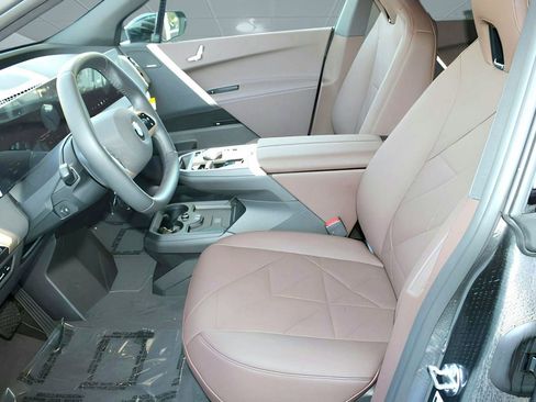 New 2026 BMW iX xDrive60 w/ Premium Package image 5