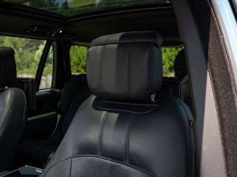 Used 2021 Land Rover Range Rover Autobiography Fifty Edition AWD/4WD image 28