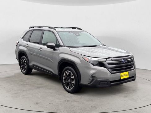 Certified 2025 Subaru Forester Premium AWD/4WD image 7