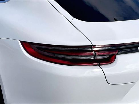Used 2018 Porsche Panamera 4 AWD/4WD image 25