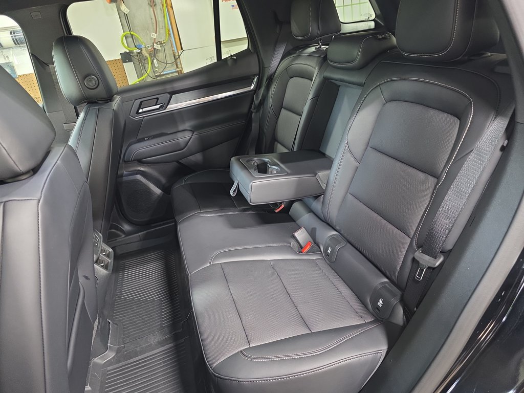 New 2027 GMC Terrain Elevation w/ Elevation Premium Package AWD/4WD image 14