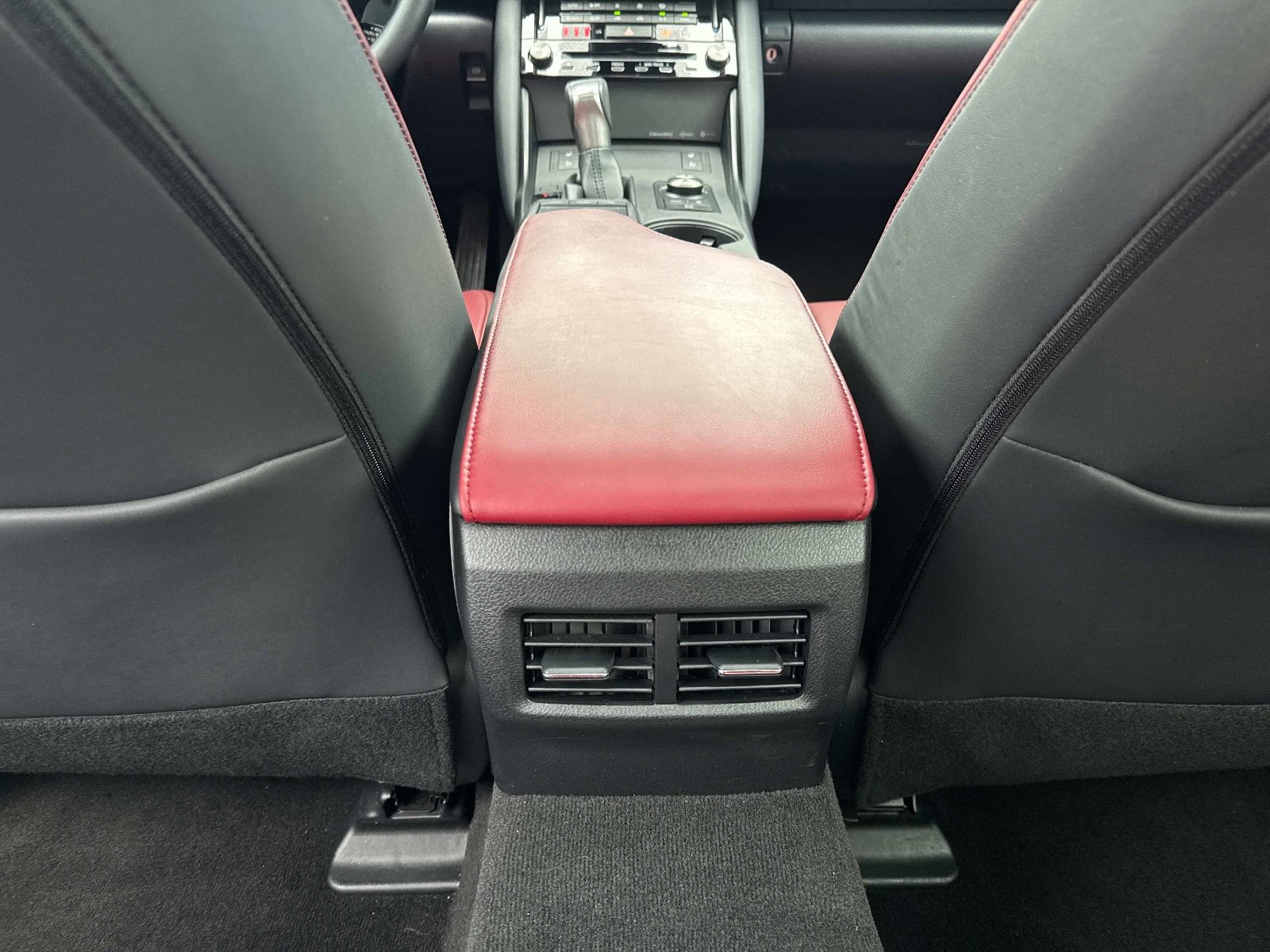 Used 2024 Lexus IS 300 w/ Comfort Package RWD image 15