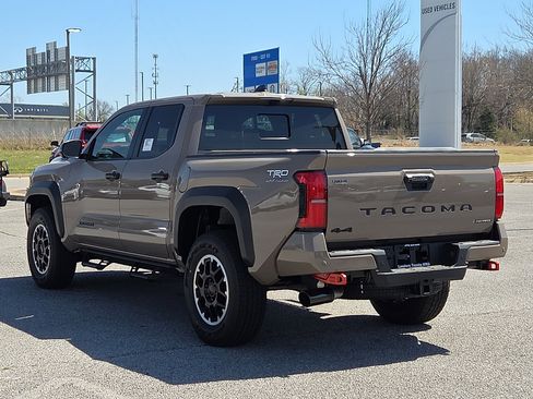 New 2026 Toyota Tacoma TRD Off-Road AWD/4WD image 3