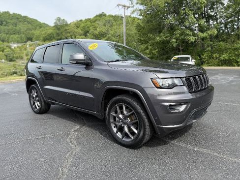 Used 2021 Jeep Grand Cherokee Limited w/ Quick Order Package 28K 80th AWD/4WD image 3