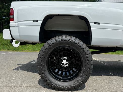 Used 2001 Dodge Ram 3500 Truck 4x4 Quad Cab image 22