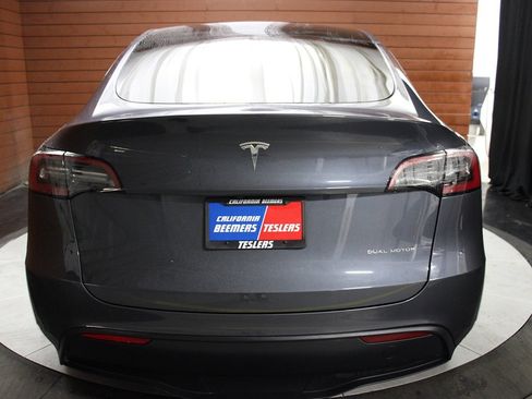 Used 2023 Tesla Model Y Long Range image 7