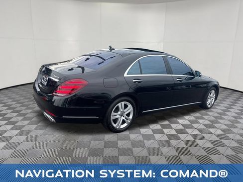 Used 2018 Mercedes-Benz S 560 4MATIC Sedan w/ Premium Package image 5