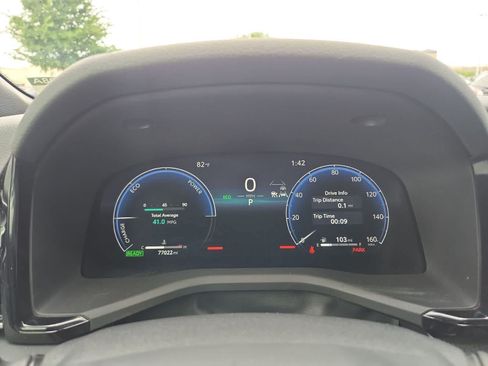 Used 2025 Toyota Camry XSE FWD image 29