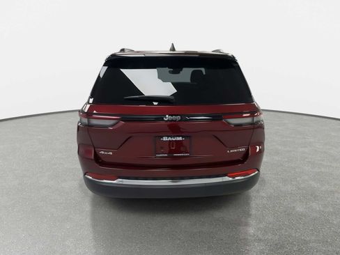 Used 2022 Jeep Grand Cherokee Limited AWD/4WD image 7
