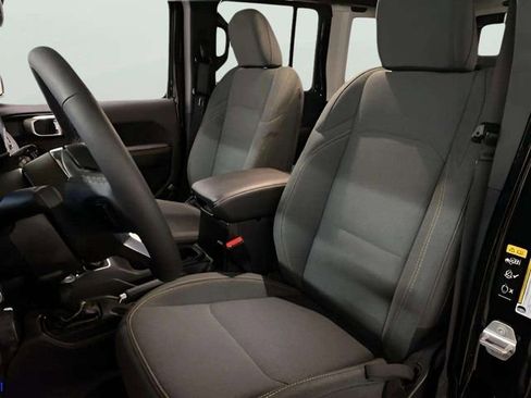 Used 2025 Jeep Wrangler Unlimited Sahara w/ Safety Group image 60