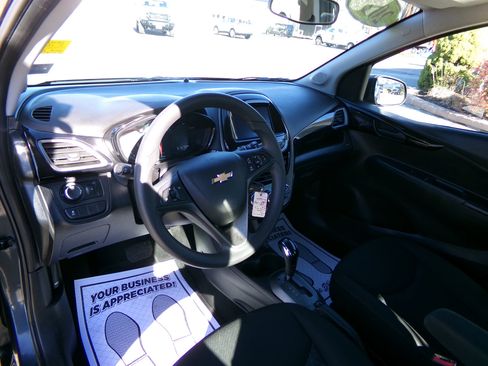 Used 2021 Chevrolet Spark LT image 13