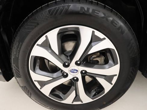 Used 2020 Subaru Outback Limited image 6