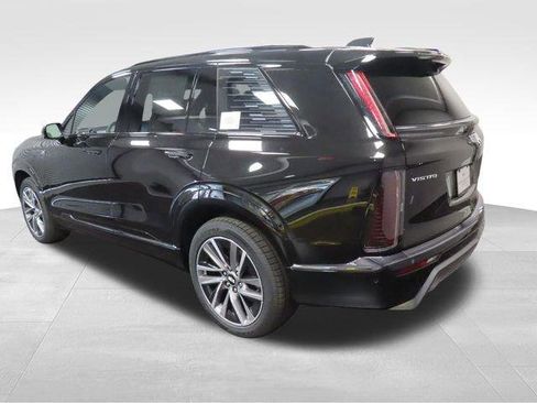 New 2026 Cadillac Vistiq Sport image 3