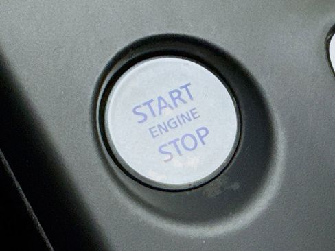 Certified 2025 INFINITI QX50 Sport image 21