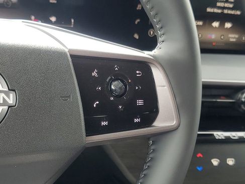 New 2025 Nissan Murano SV image 18