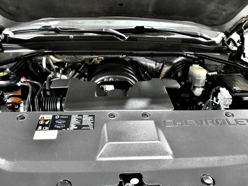 Used 2016 Chevrolet Suburban LT AWD/4WD image 20