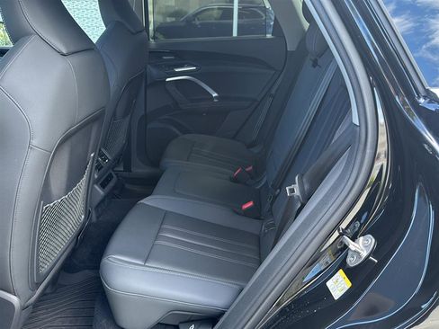 Used 2025 Audi Q5 Premium Plus w/ Premium Plus image 14