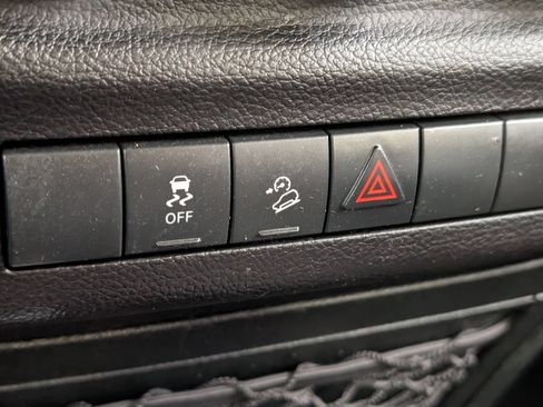 Used 2018 Jeep Wrangler Unlimited Sport S AWD/4WD image 17