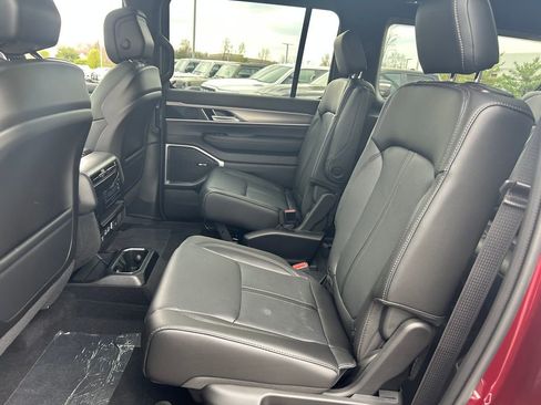 New 2026 Jeep Grand Wagoneer 4WD image 24
