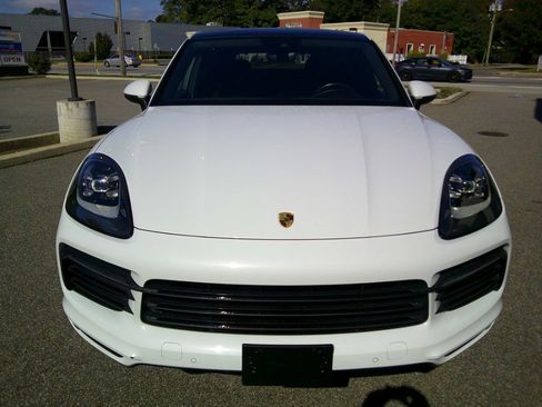 Used 2020 Porsche Cayenne image 15