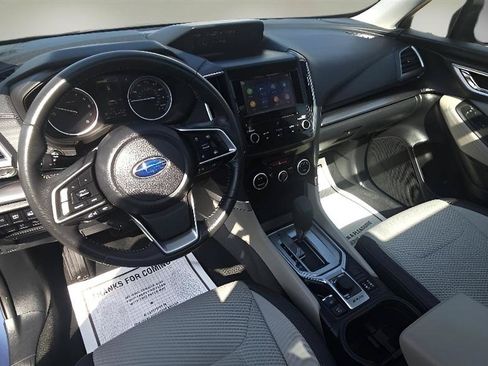 Used 2022 Subaru Forester Premium AWD/4WD image 9