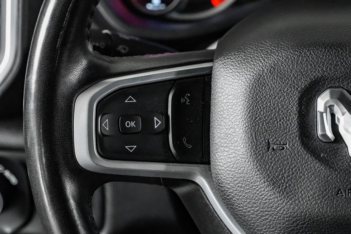 Used 2024 RAM 3500 Big Horn AWD/4WD image 18