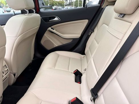 Certified 2019 Mercedes-Benz GLA 250 image 14