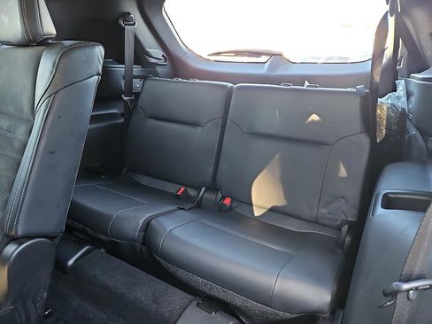 Used 2024 Mitsubishi Outlander SE image 11