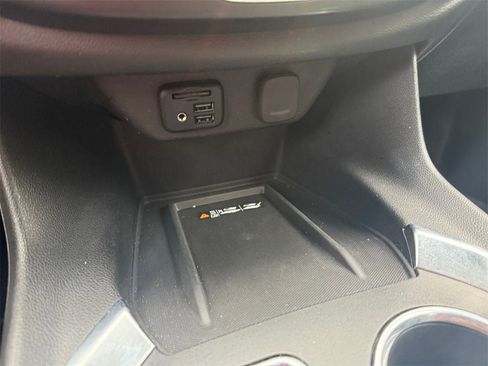 Used 2022 Chevrolet Traverse RS w/ LPO, Floor Liner Package image 27