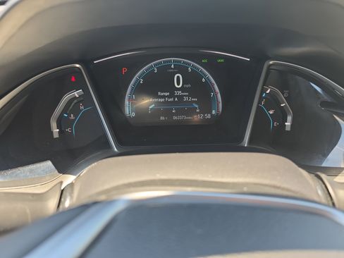 Used 2016 Honda Civic Touring image 18