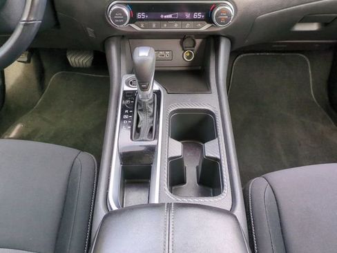 Used 2021 Nissan Sentra SV image 18