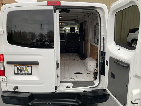 Used 2012 Nissan NV 2500 S w/ Side Curtain Airbag Pkg image 31