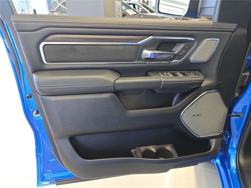 New 2026 RAM 1500 Laramie AWD/4WD image 16