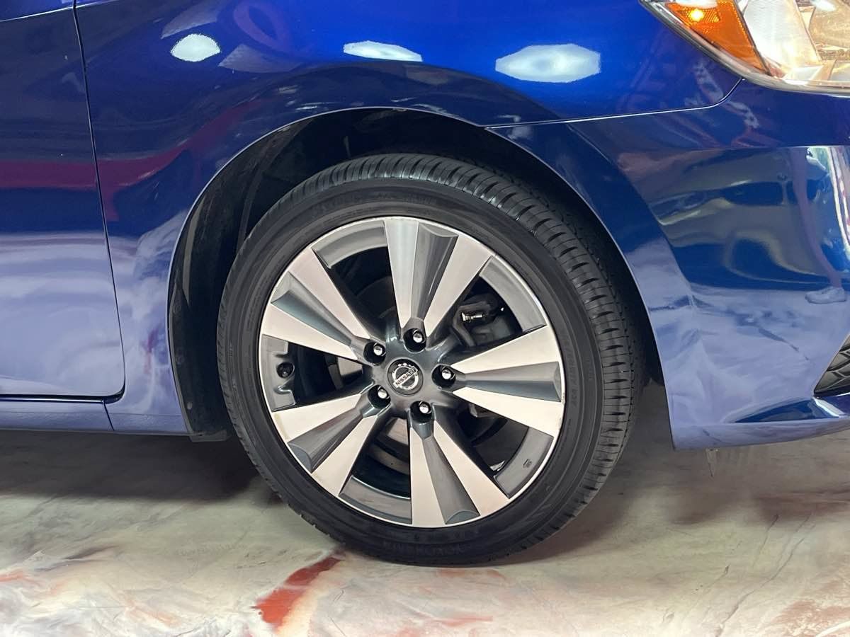 Used 2019 Nissan Sentra SV w/ Special Edition Package FWD image 33