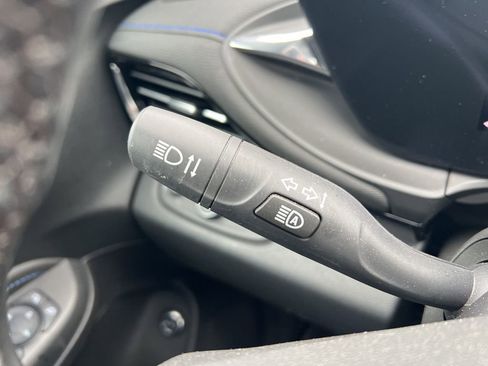 Used 2025 Buick Envista Sport Touring w/ Convenience I Package image 15