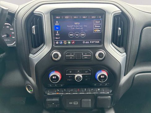 Certified 2020 GMC Sierra 1500 SLT w/ SLT Premium Package image 13