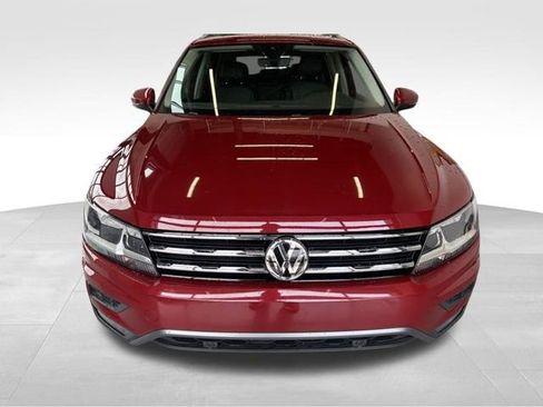 Used 2021 Volkswagen Tiguan SEL w/ 3rd Row Seat Package image 10