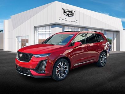 New 2025 Cadillac XT6 Sport w/ Technology Package