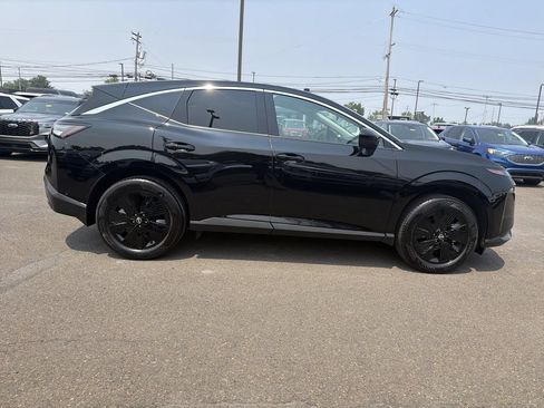 Used 2025 Nissan Murano SV AWD/4WD image 6