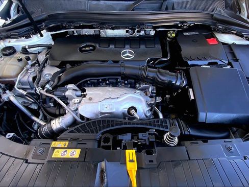 Certified 2021 Mercedes-Benz GLA 250 image 26