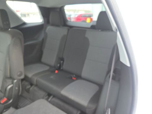 Used 2018 Chevrolet Traverse LT image 27