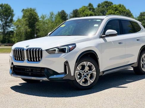 New 2026 BMW X1 xDrive28i w/ Convenience Package AWD/4WD image 1
