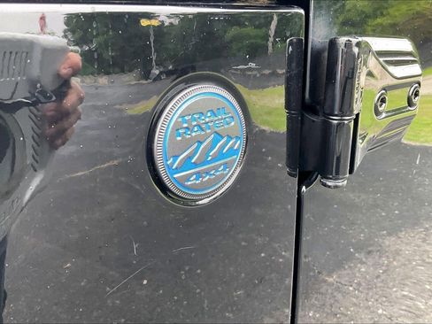 Used 2022 Jeep Wrangler Sport AWD/4WD image 10