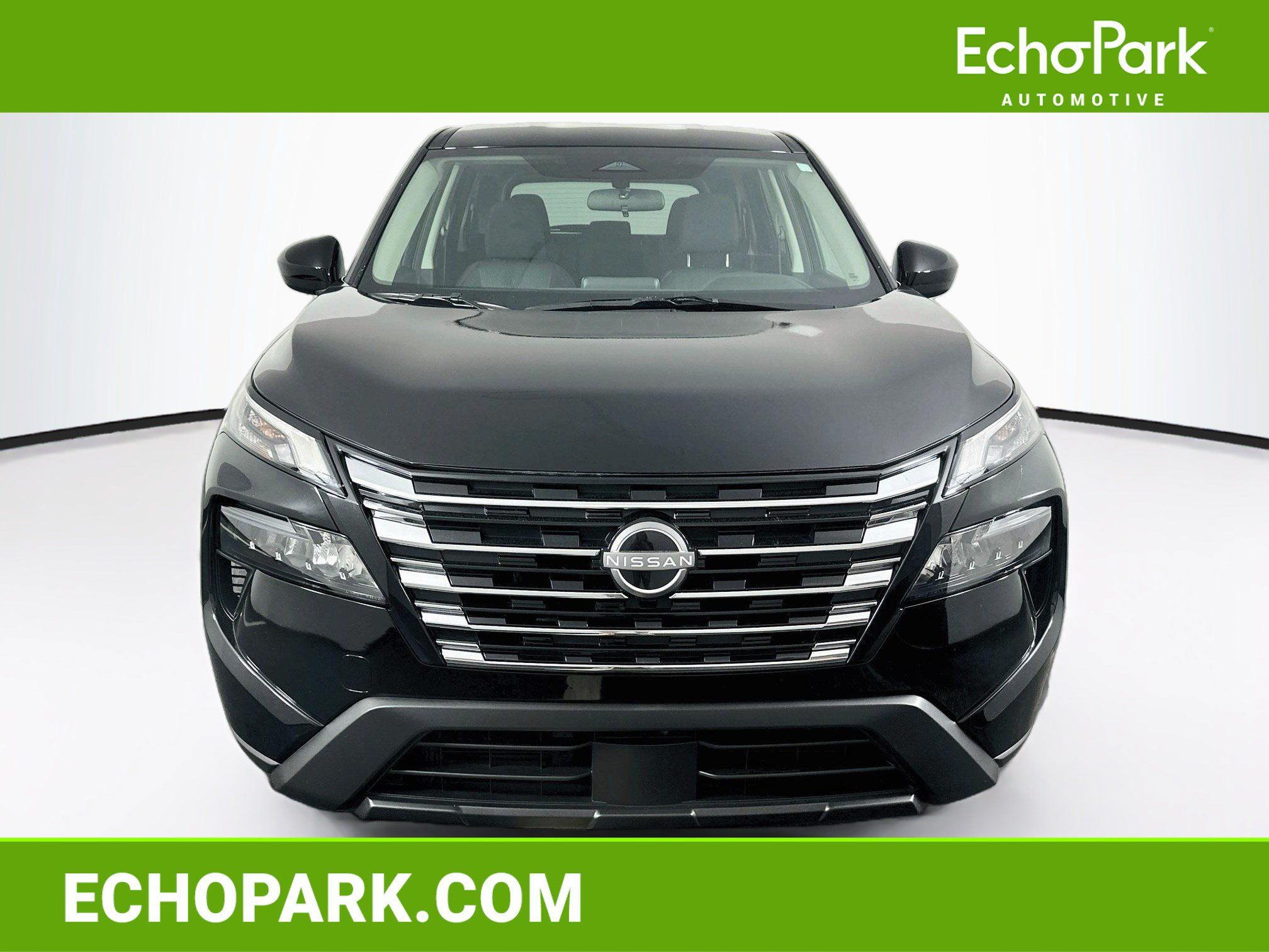 Used 2025 Nissan Rogue SV FWD image 1