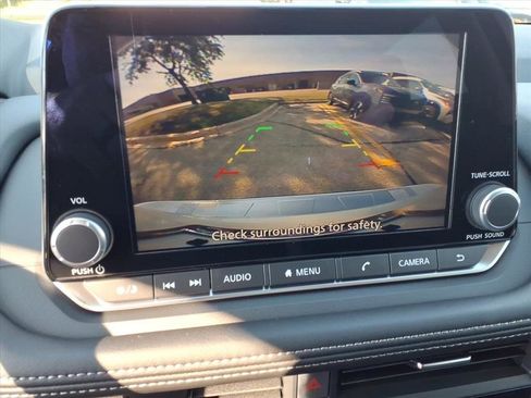 New 2026 Nissan Rogue SV image 10