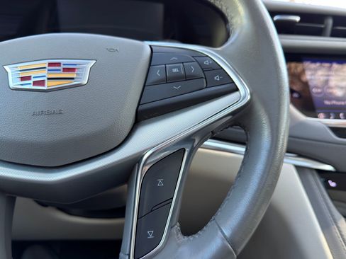 Used 2021 Cadillac XT5 Premium Luxury image 28