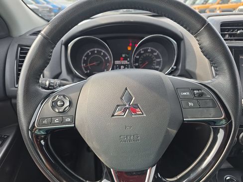 Used 2020 Mitsubishi Outlander Sport SE AWD/4WD image 15