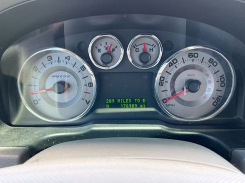 Used 2009 Ford Edge Limited FWD image 16