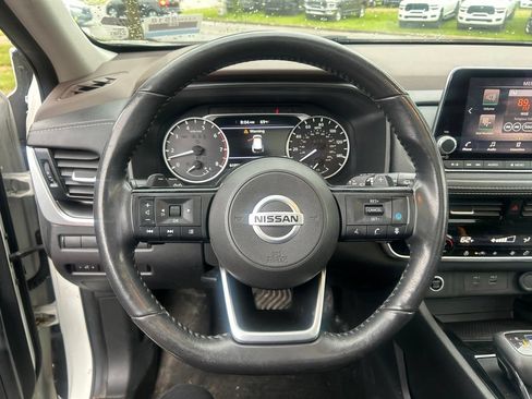Used 2021 Nissan Rogue SV AWD/4WD image 18